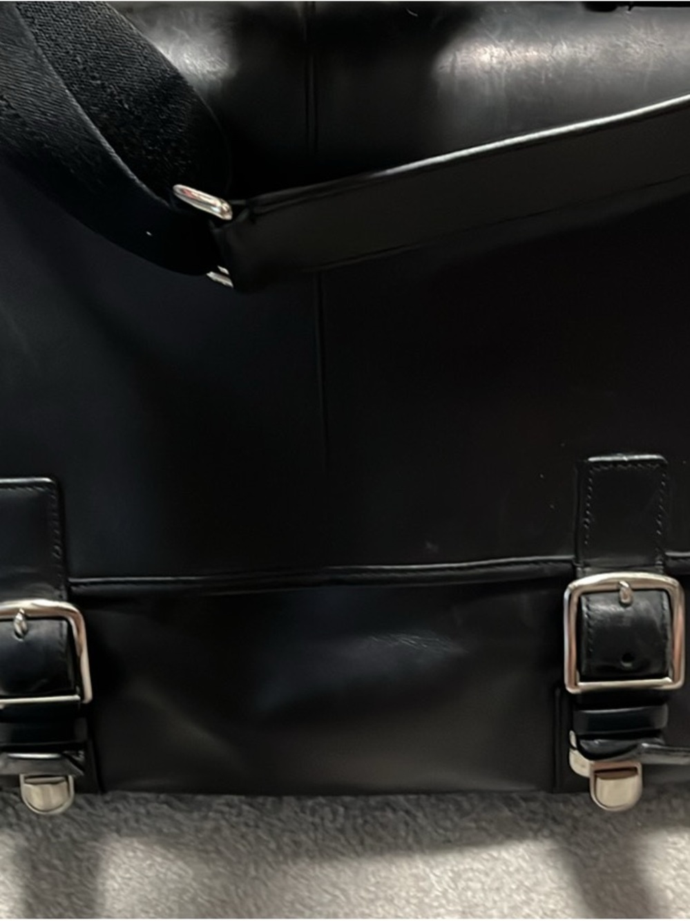 Black Men's Leather Messenger Bag - Classic Buckle Design